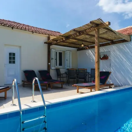 Villa Dalmatian Gem