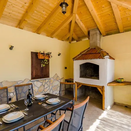 Villa Dalmatian Gem Gruda