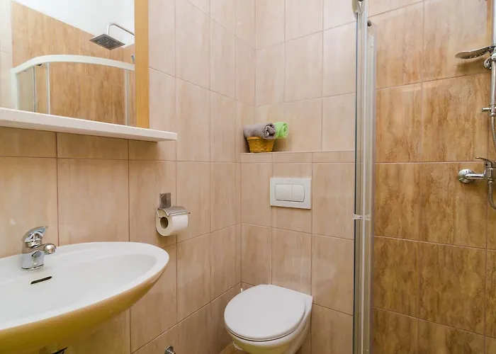 Dalmatian Gem Груда